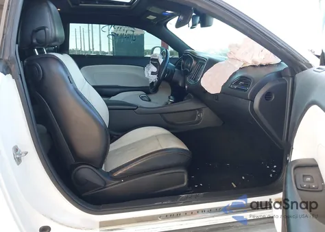 2015 Dodge Challenger Sxt Plus z USA, uszkodzony, nr VIN 2C3CDZBG7FH835148